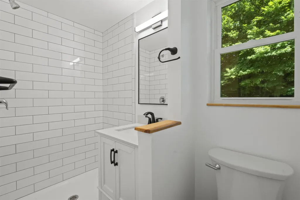 15 Sunset Avenue Milton VT 05468