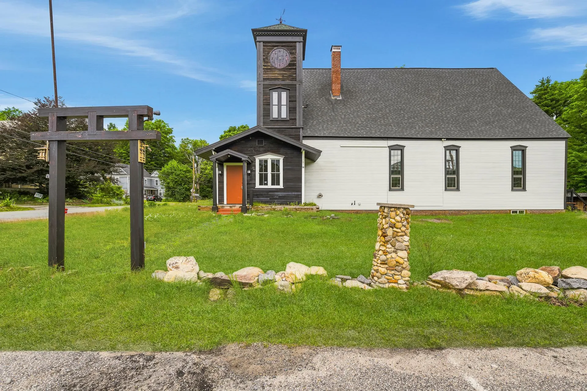 42 Maple Street Bethlehem NH 03574