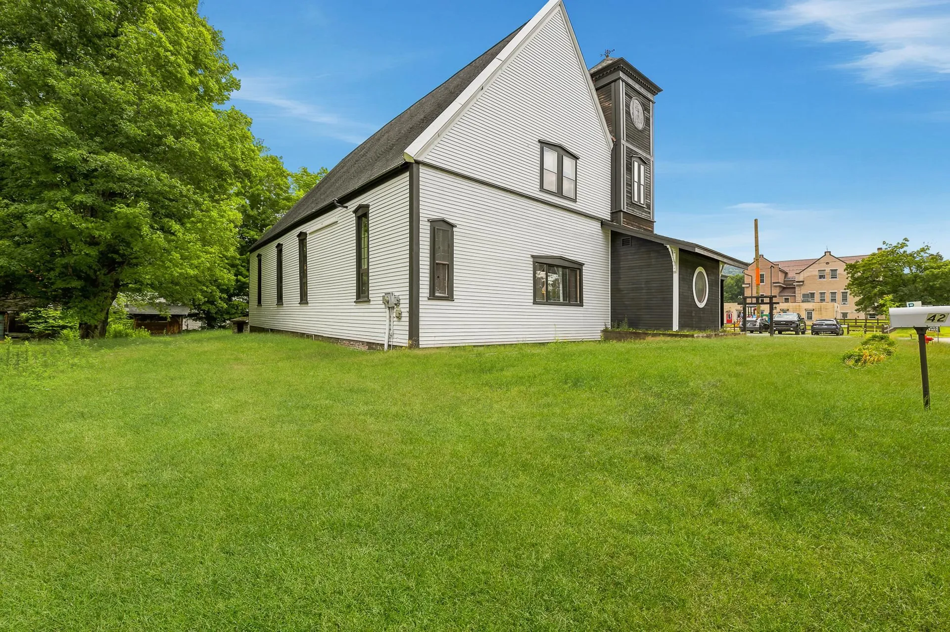 42 Maple Street Bethlehem NH 03574