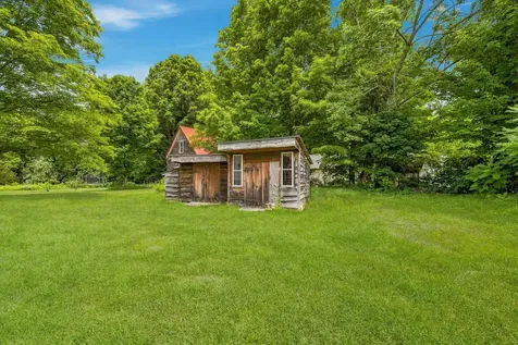 42 Maple Street Bethlehem NH 03574