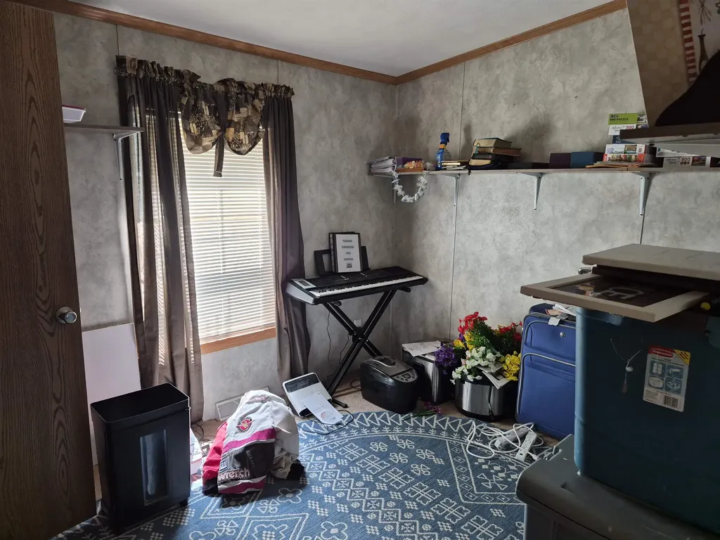 18 Tripp Lane Alstead NH 03602