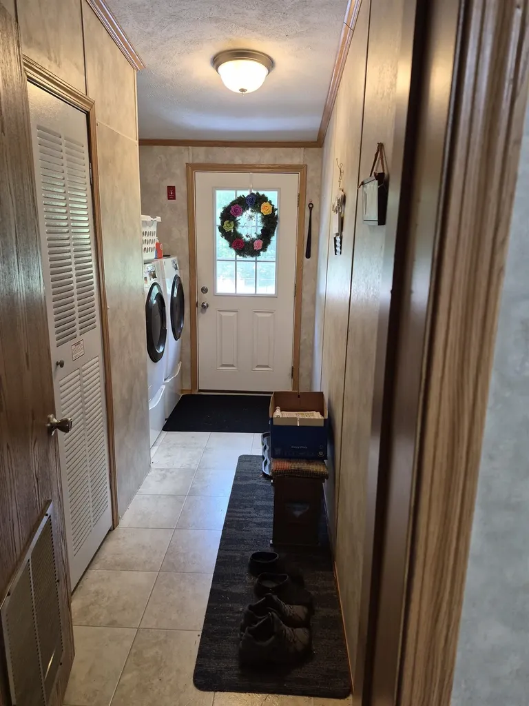 18 Tripp Lane Alstead NH 03602