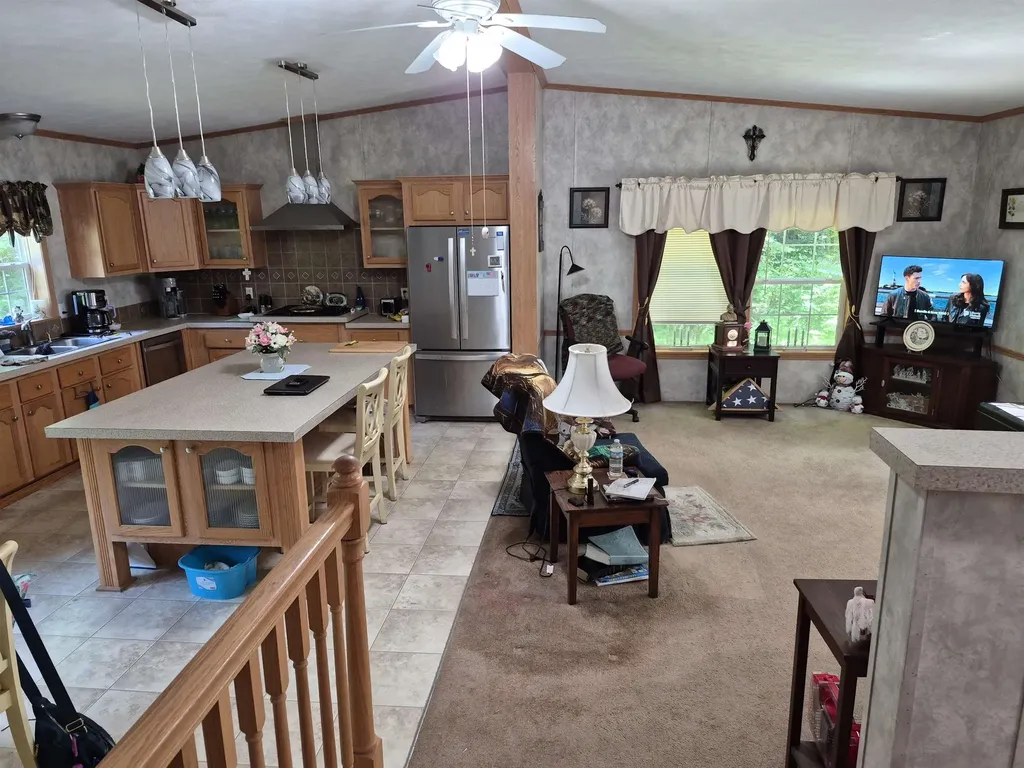 18 Tripp Lane Alstead NH 03602