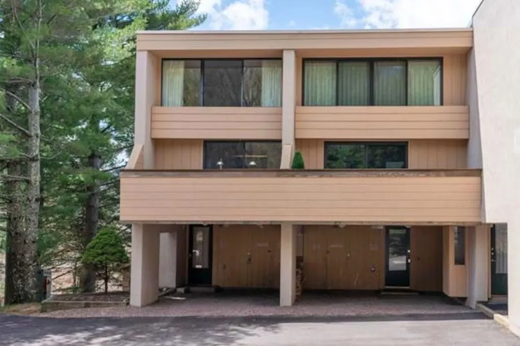 1277 Notchbrook Road Stowe VT 05672