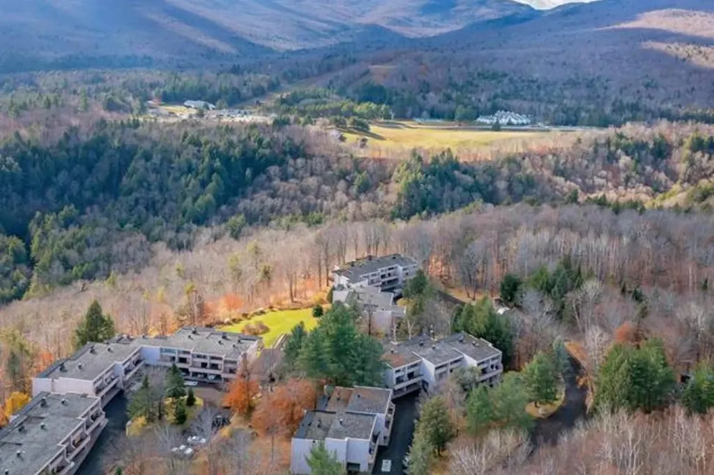 1277 Notchbrook Road Stowe VT 05672