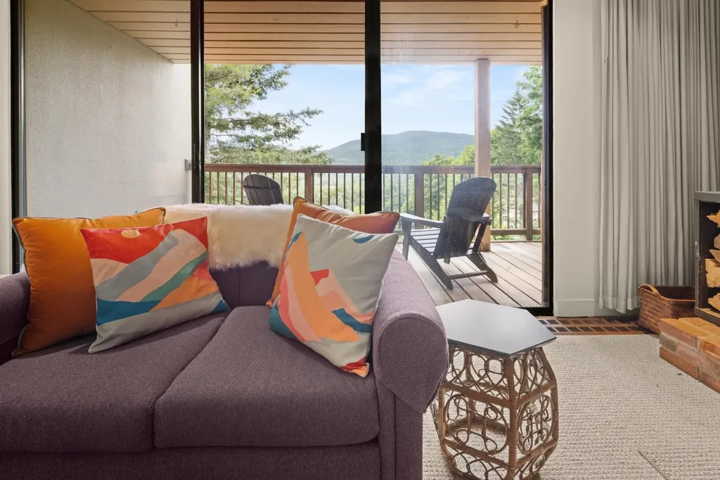 1277 Notchbrook Road Stowe VT 05672