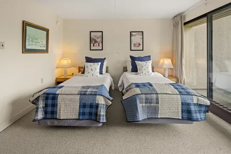1277 Notchbrook Road Stowe VT 05672