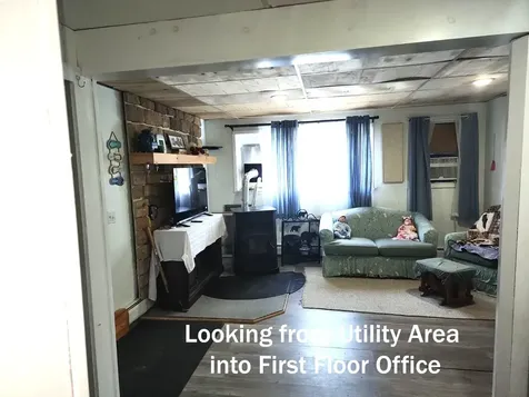 1059 Rte 15 E Route Morristown VT 05661-8556