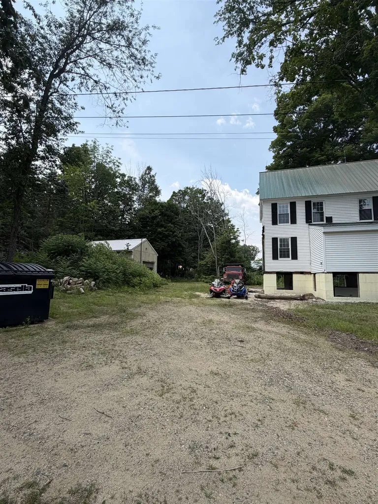 186 Whittier Road Tamworth NH 03890