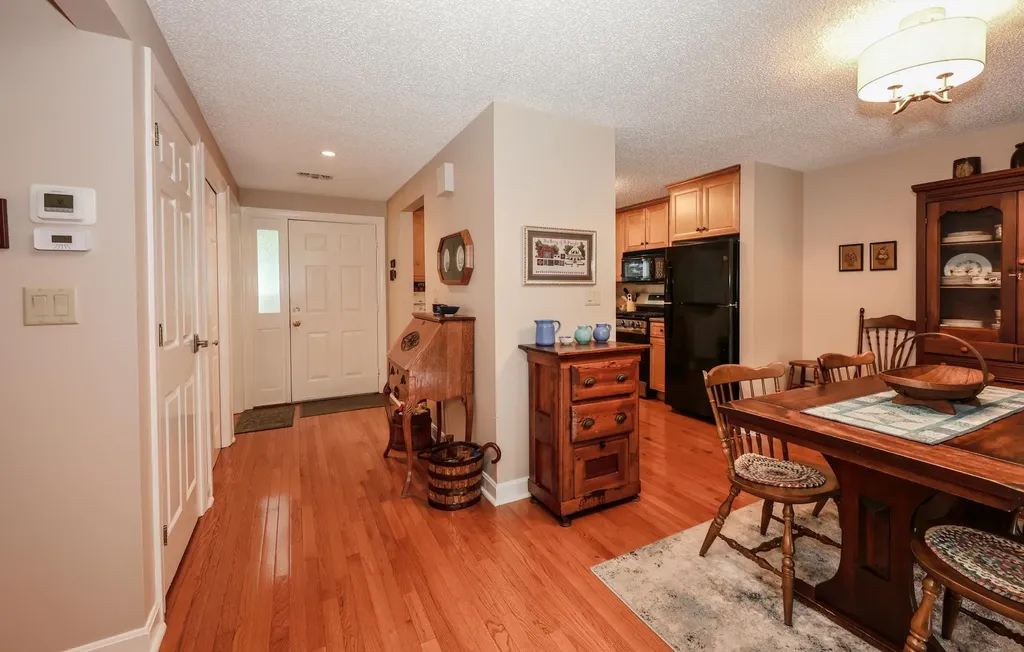 135 Amherst Street Amherst NH 03031
