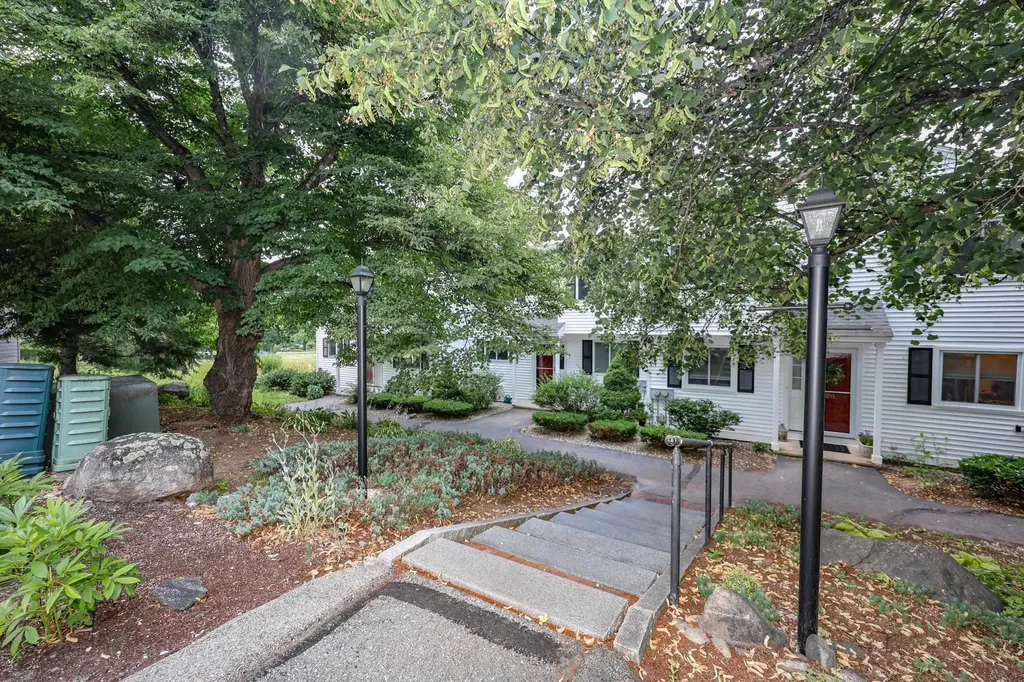 135 Amherst Street Amherst NH 03031