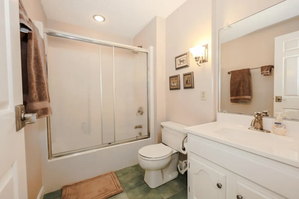 135 Amherst Street Amherst NH 03031