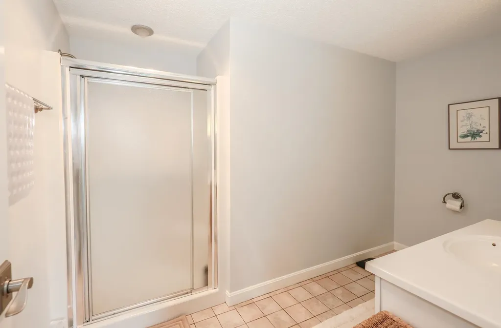 135 Amherst Street Amherst NH 03031