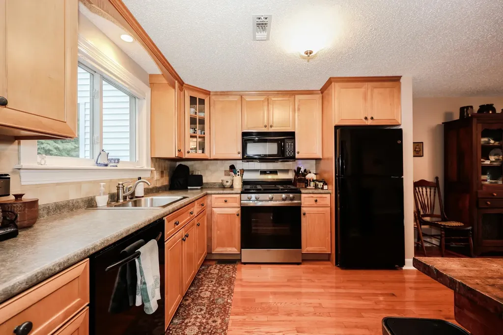 135 Amherst Street Amherst NH 03031