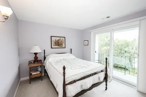 135 Amherst Street Amherst NH 03031