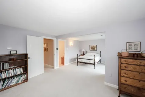 135 Amherst Street Amherst NH 03031