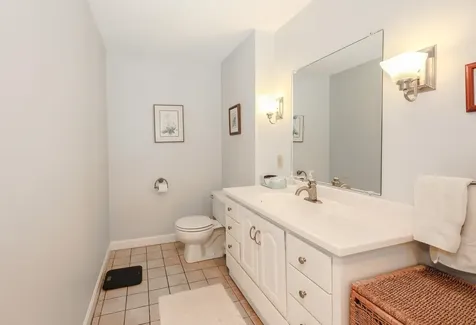 135 Amherst Street Amherst NH 03031