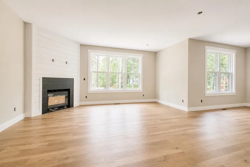 10 Winchester Lane Tuftonboro NH 03850