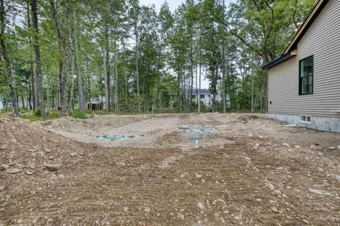10 Winchester Lane Tuftonboro NH 03850