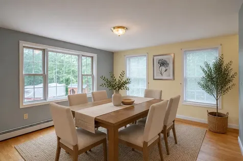5 Blake Road Raymond NH 03077