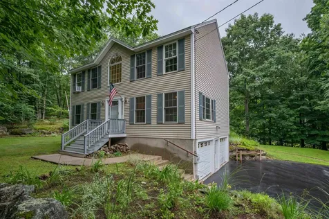 5 Blake Road Raymond NH 03077