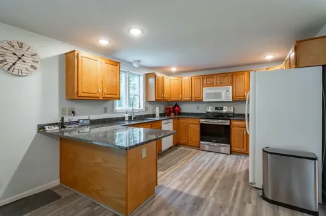 5 Blake Road Raymond NH 03077