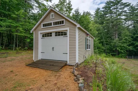 5 Blake Road Raymond NH 03077