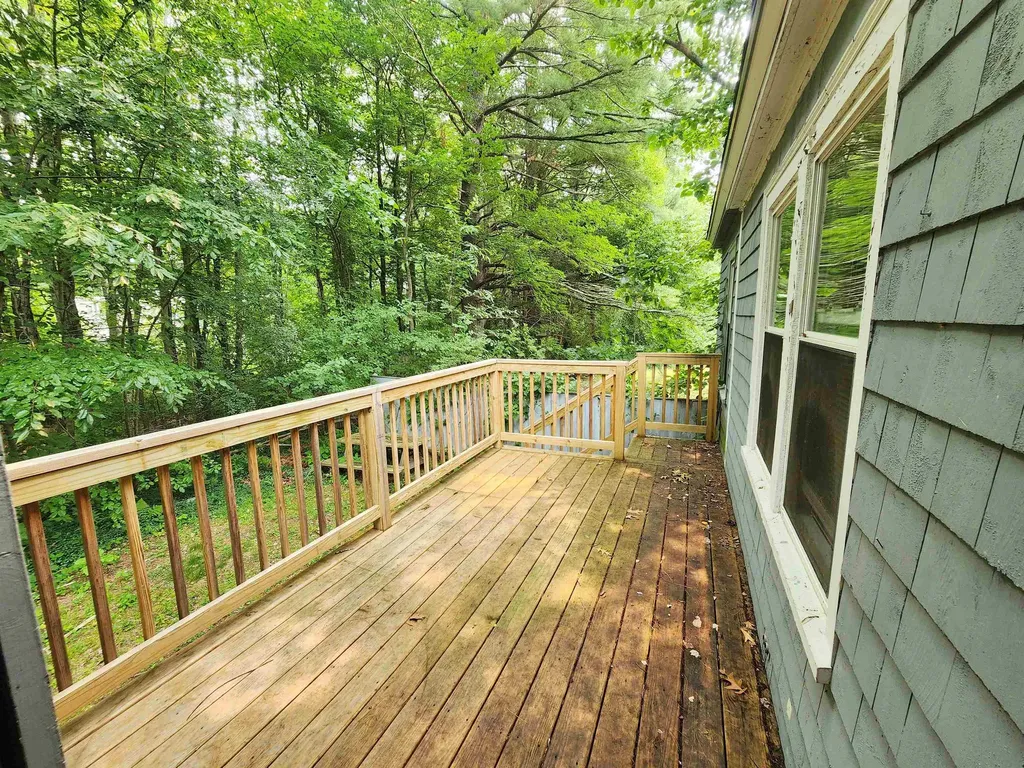 44 Kingston Road Exeter NH 03833