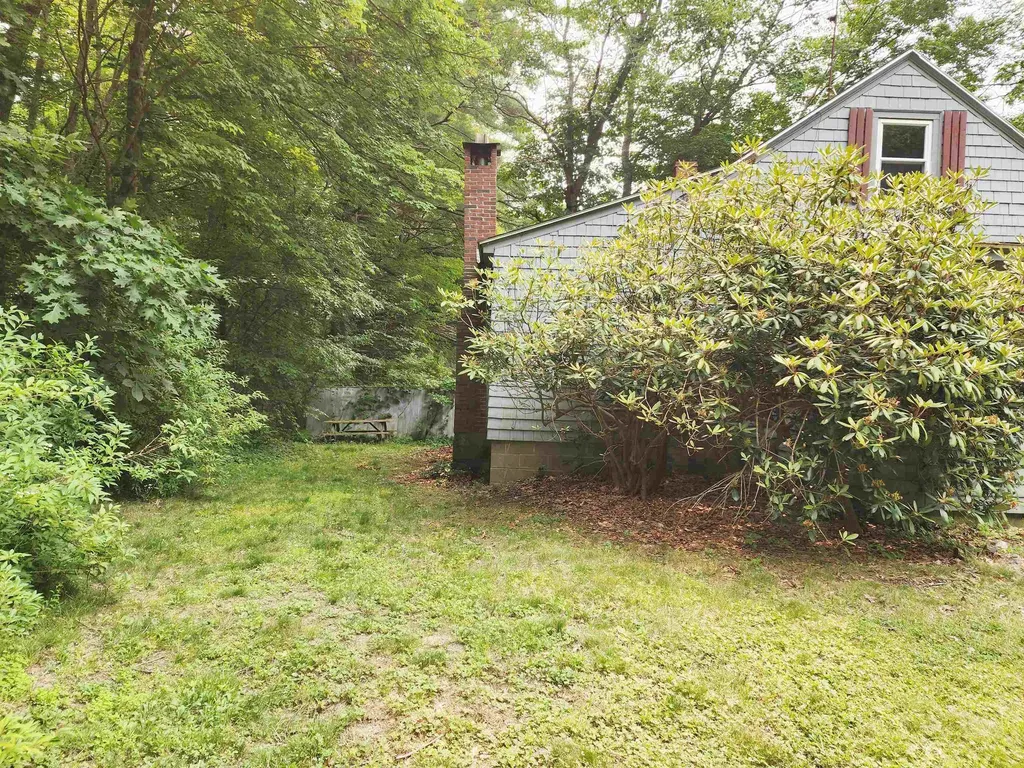 44 Kingston Road Exeter NH 03833