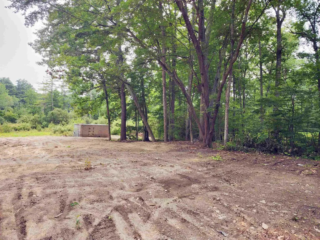 44 Kingston Road Exeter NH 03833