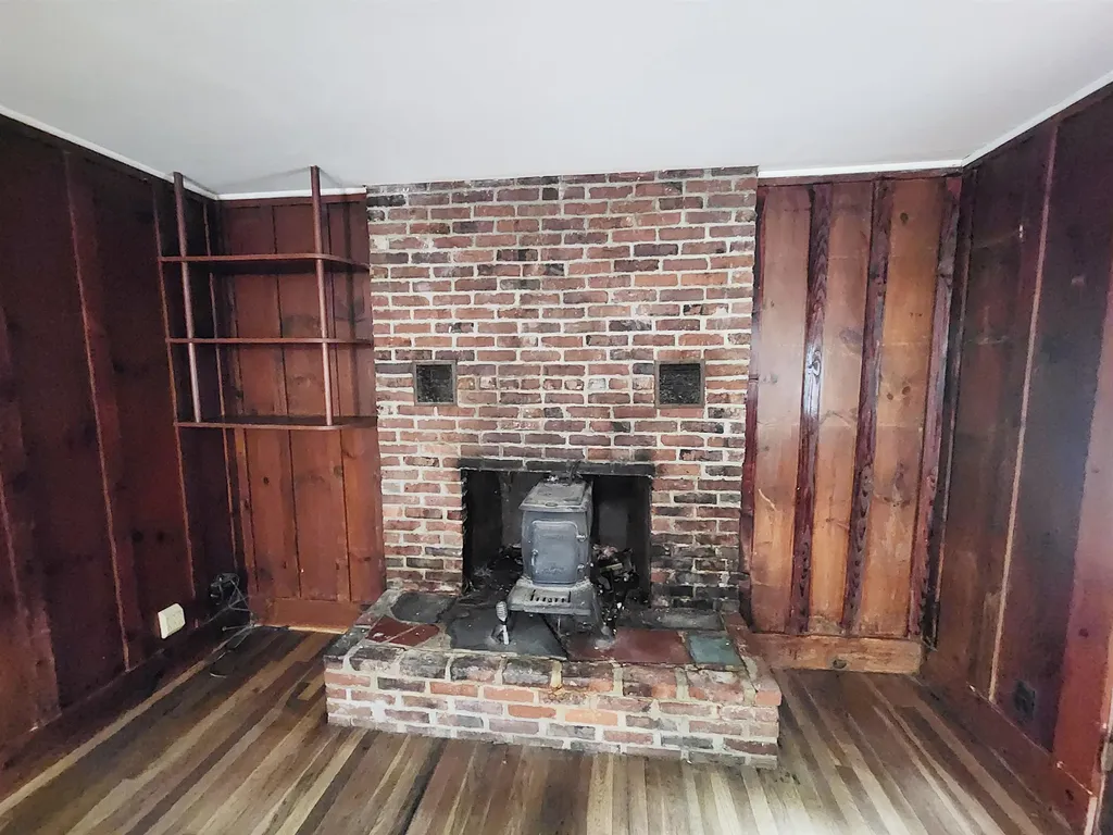 44 Kingston Road Exeter NH 03833