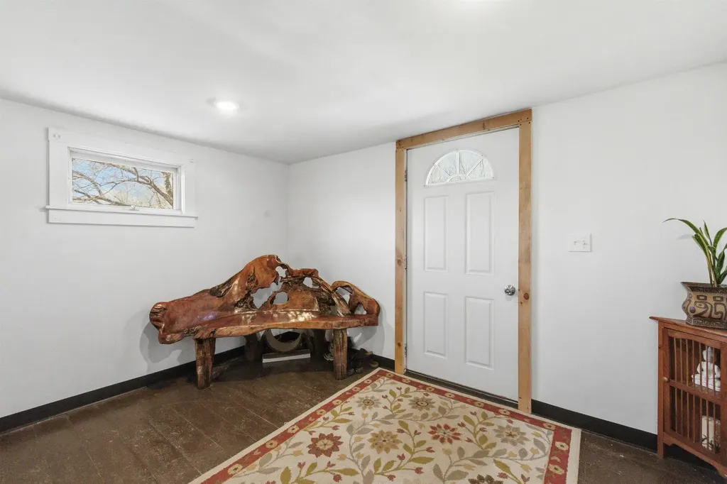 518 Province Road Gilmanton NH 03237