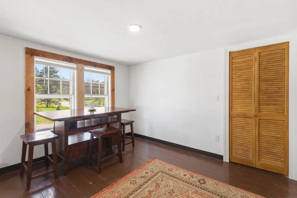 518 Province Road Gilmanton NH 03237