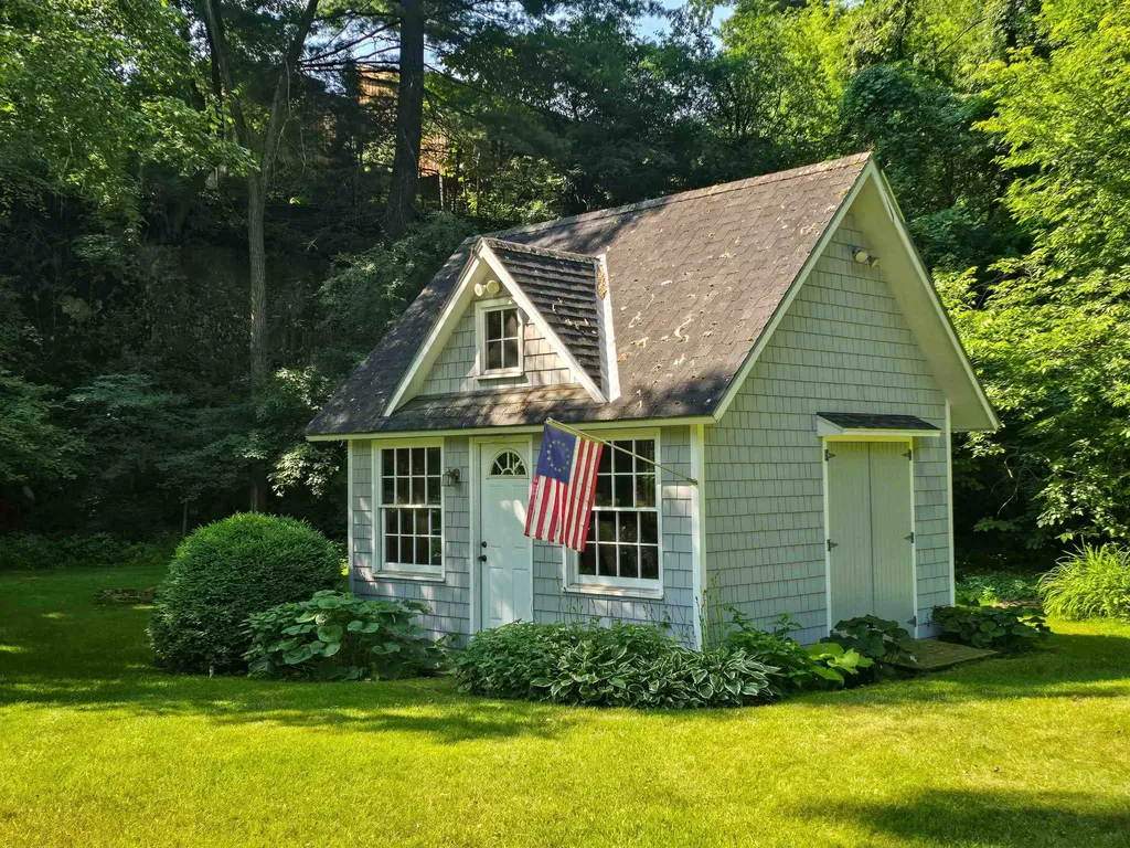 16 Country Club Drive South Burlington VT 05403