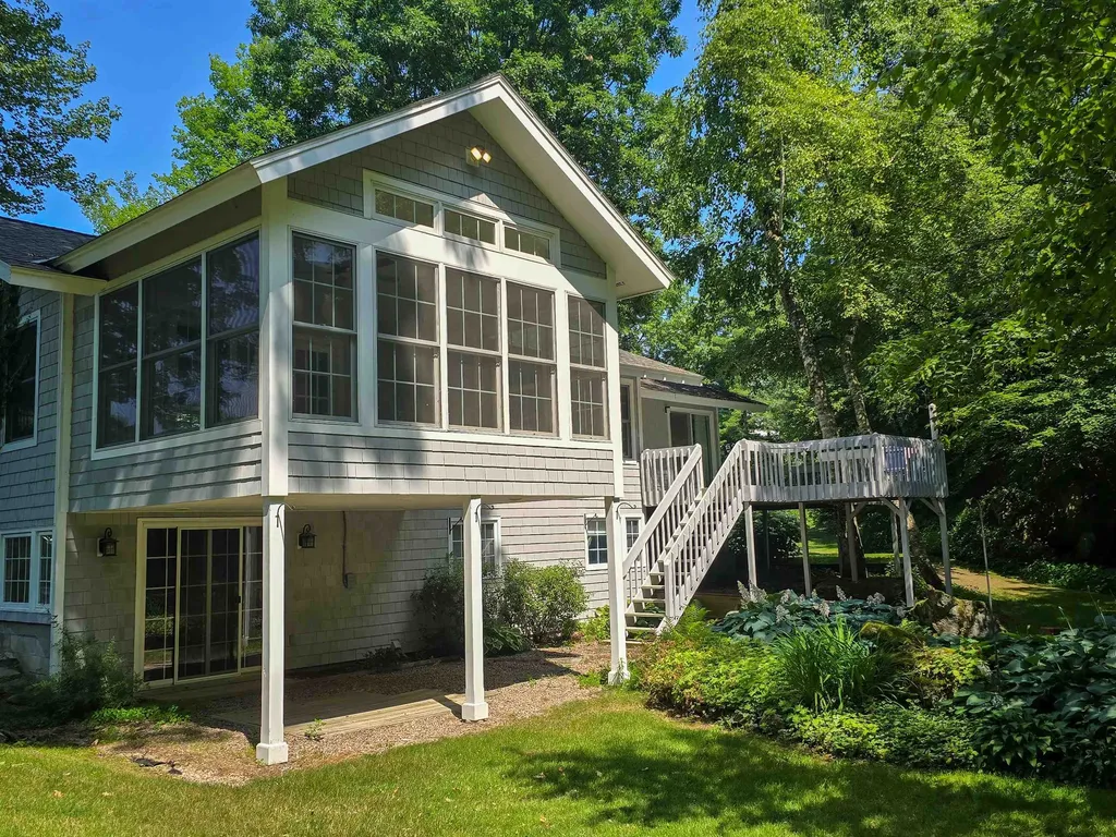 16 Country Club Drive South Burlington VT 05403