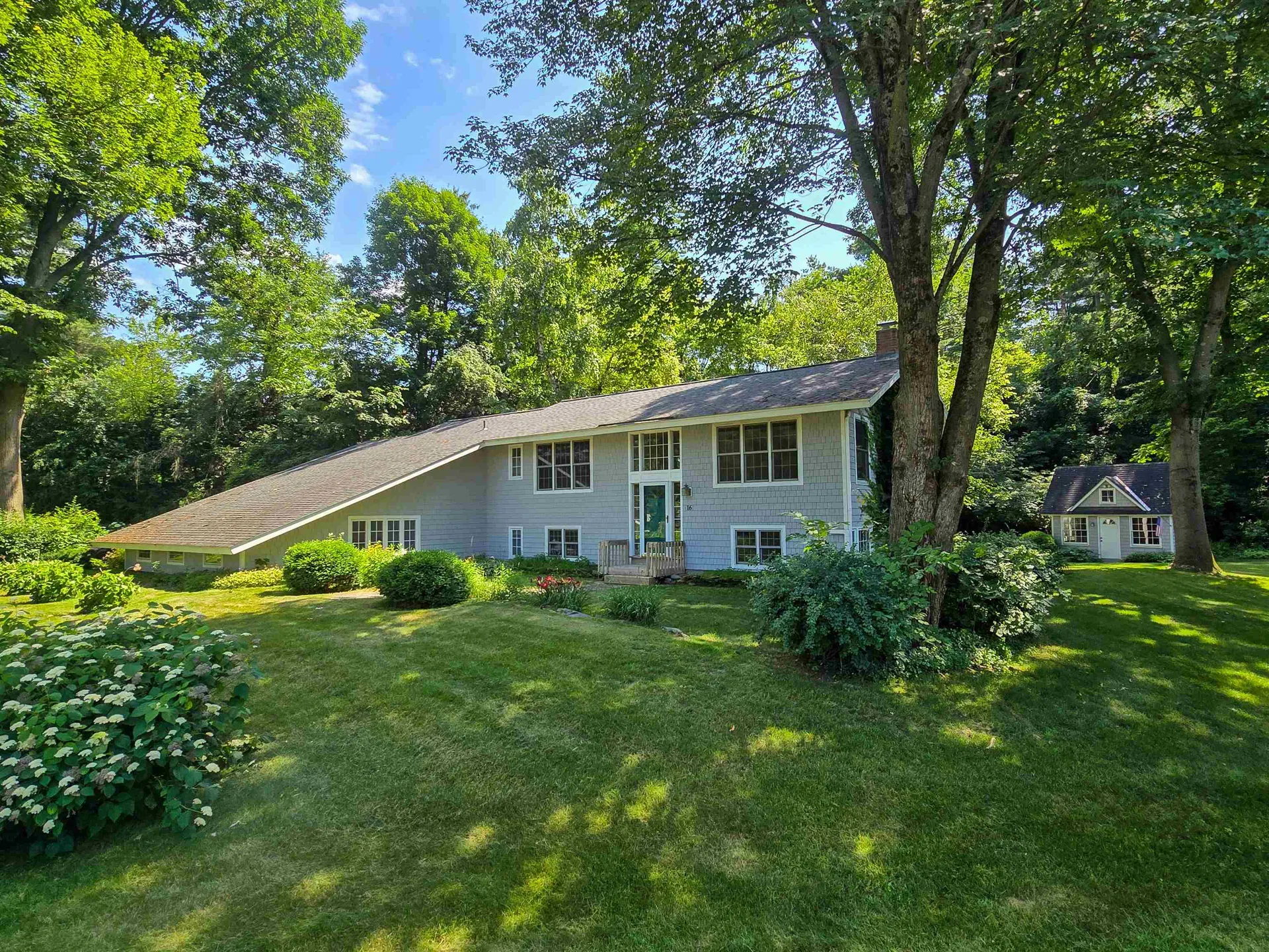 16 Country Club Drive South Burlington VT 05403