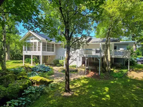 16 Country Club Drive South Burlington VT 05403