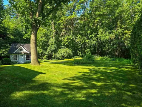 16 Country Club Drive South Burlington VT 05403