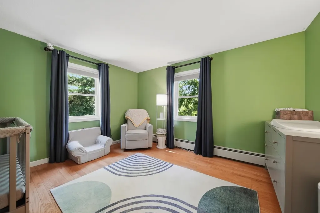 17 Parker Drive Nashua NH 03062
