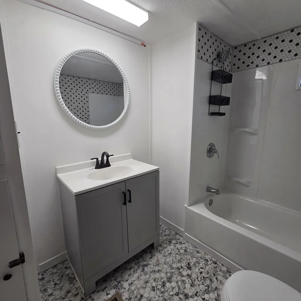 26 Blue Jay Court Keene NH 03431