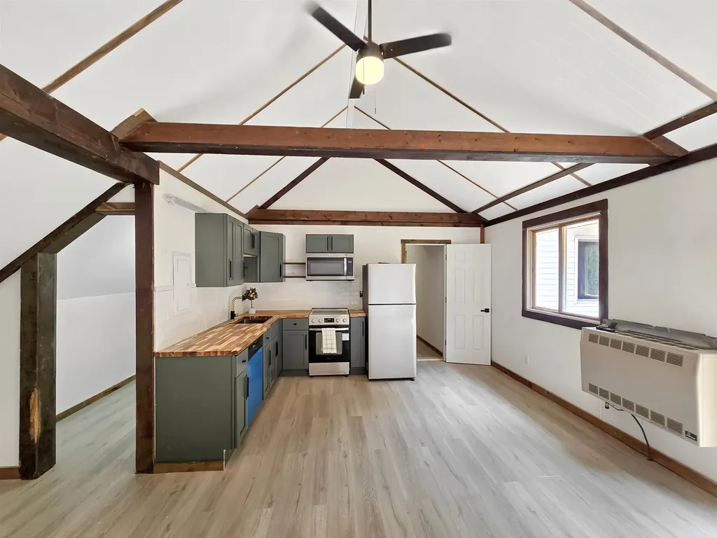 1643 Franklin Street Brandon VT 05733