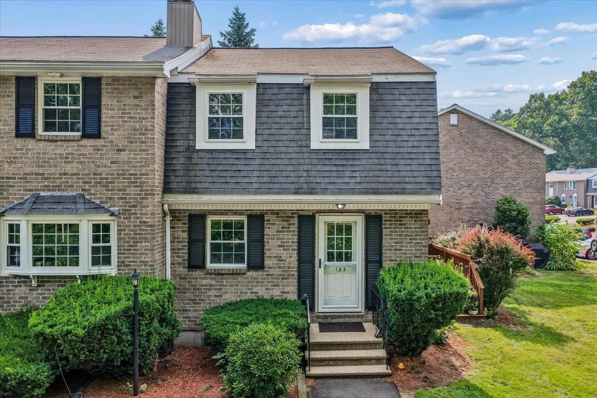 133 Fieldstone Drive Londonderry NH 03053