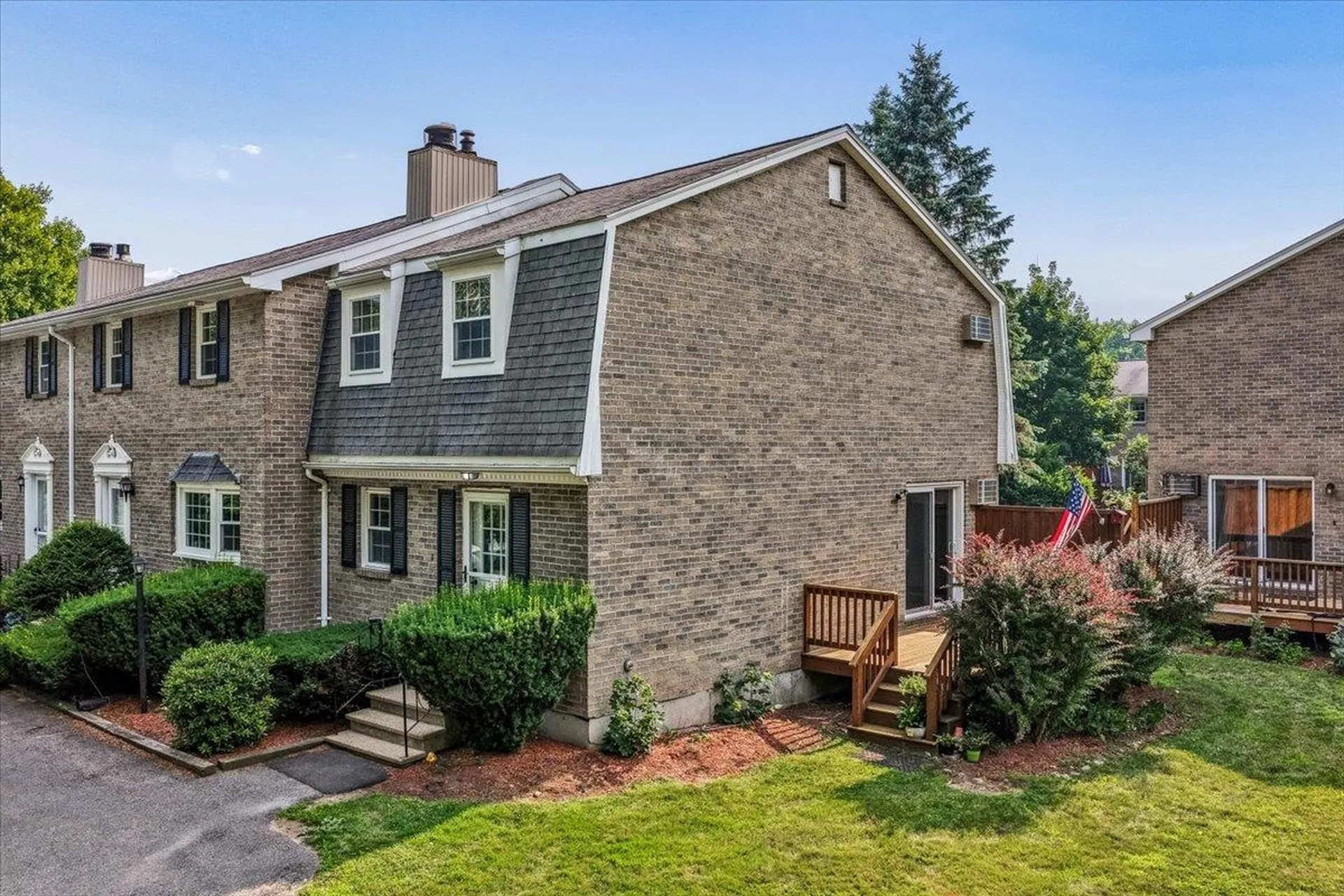 133 Fieldstone Drive Londonderry NH 03053