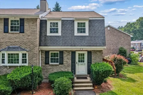 133 Fieldstone Drive Londonderry NH 03053