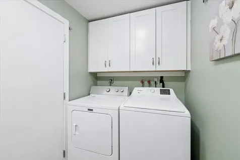 133 Fieldstone Drive Londonderry NH 03053