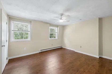 133 Fieldstone Drive Londonderry NH 03053