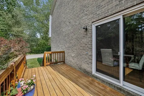 133 Fieldstone Drive Londonderry NH 03053