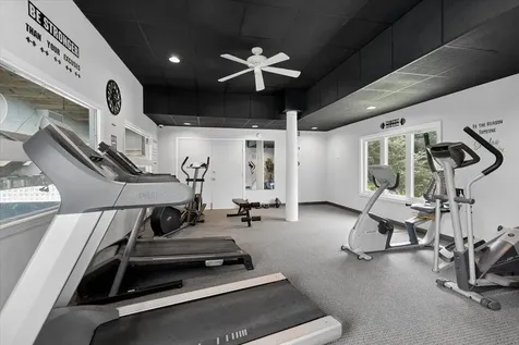 133 Fieldstone Drive Londonderry NH 03053
