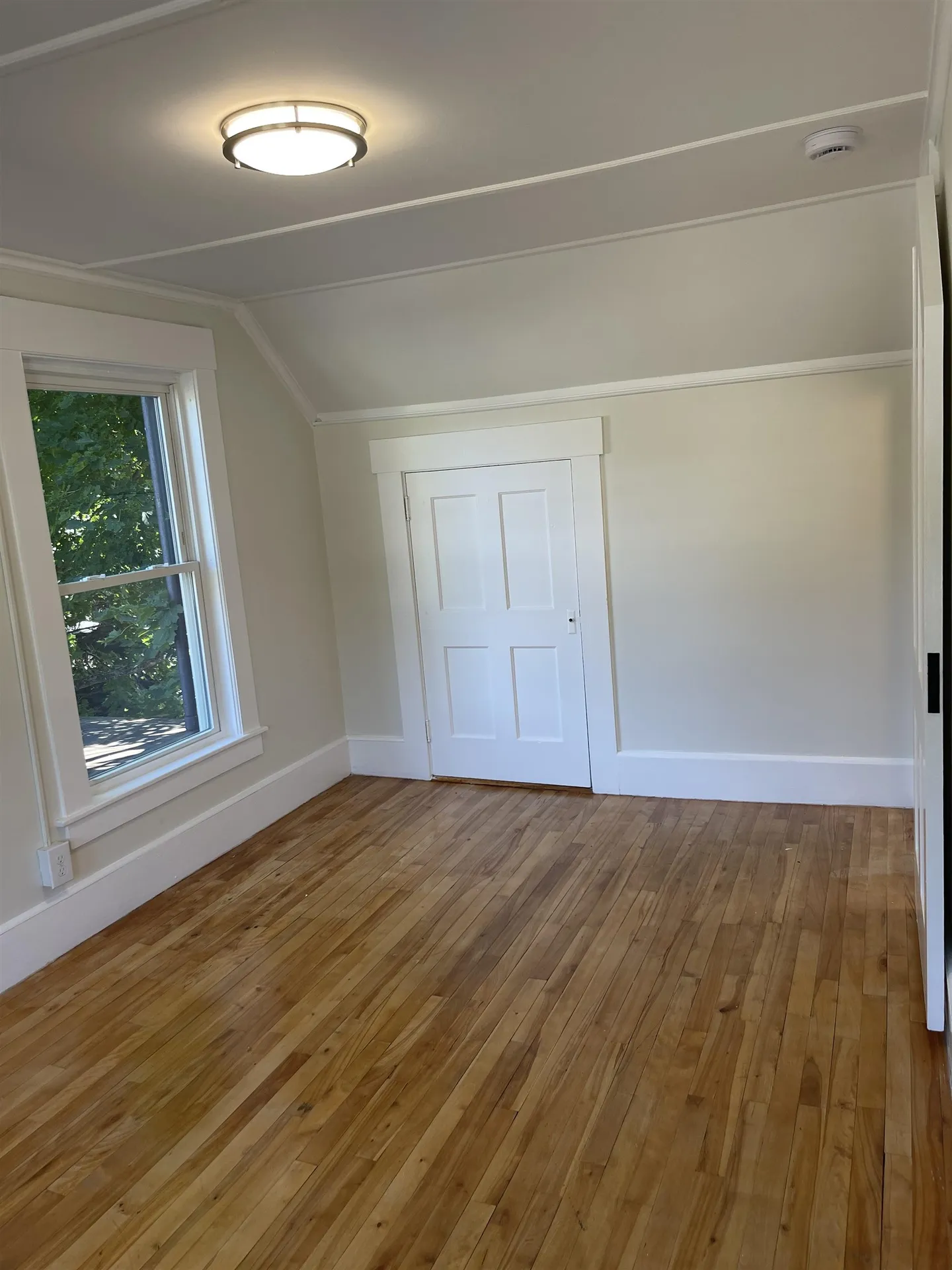 79 Gilford Avenue Laconia NH 03246