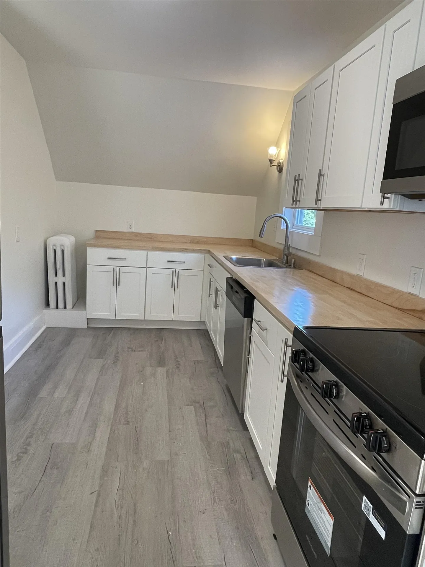 79 Gilford Avenue Laconia NH 03246
